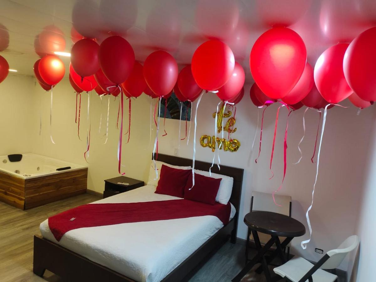 בוגוטה Hotel Kristal Ferial מראה חיצוני תמונה