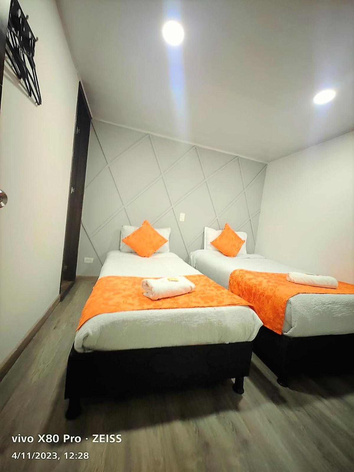 בוגוטה Hotel Kristal Ferial מראה חיצוני תמונה