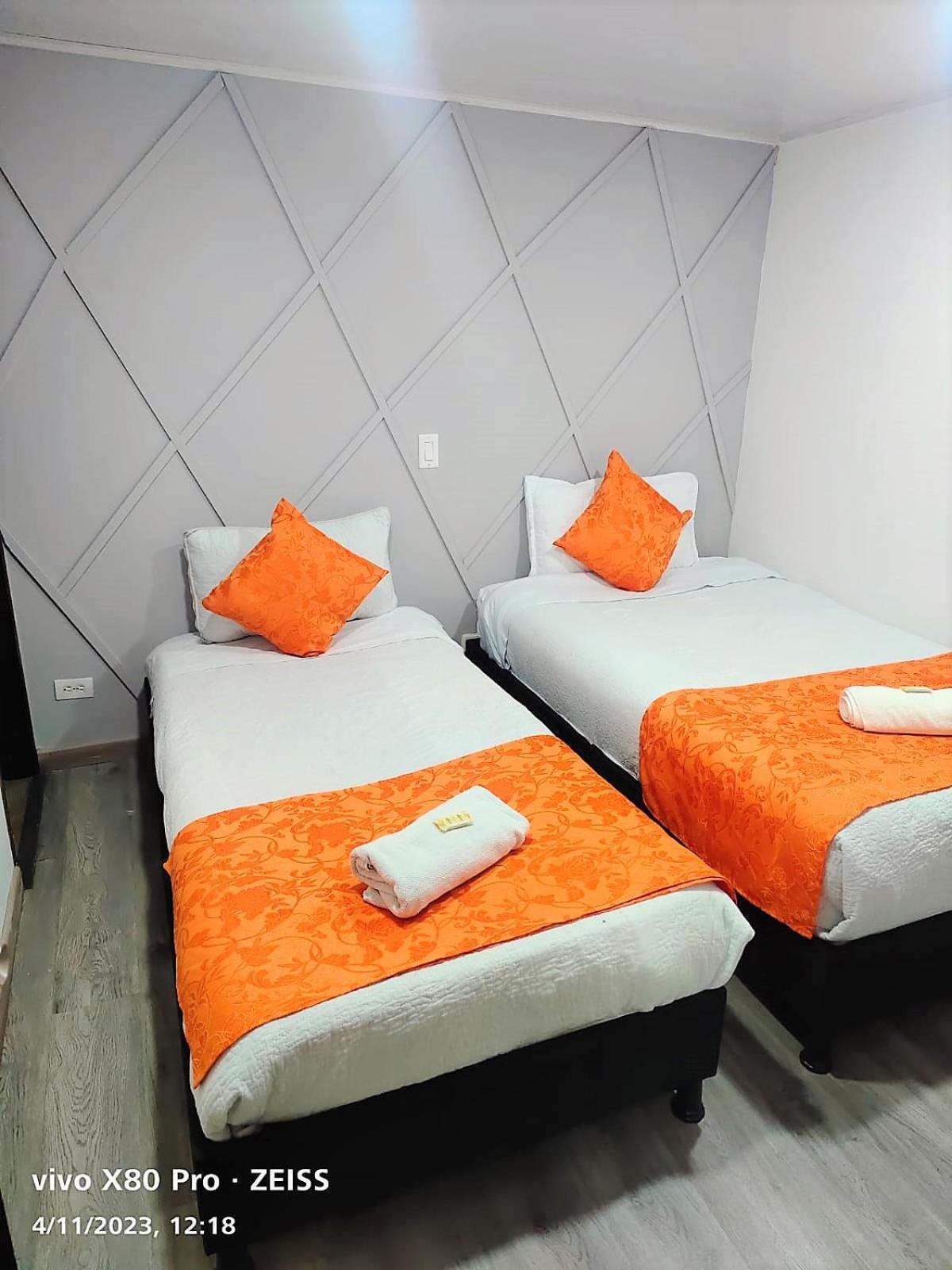 בוגוטה Hotel Kristal Ferial מראה חיצוני תמונה