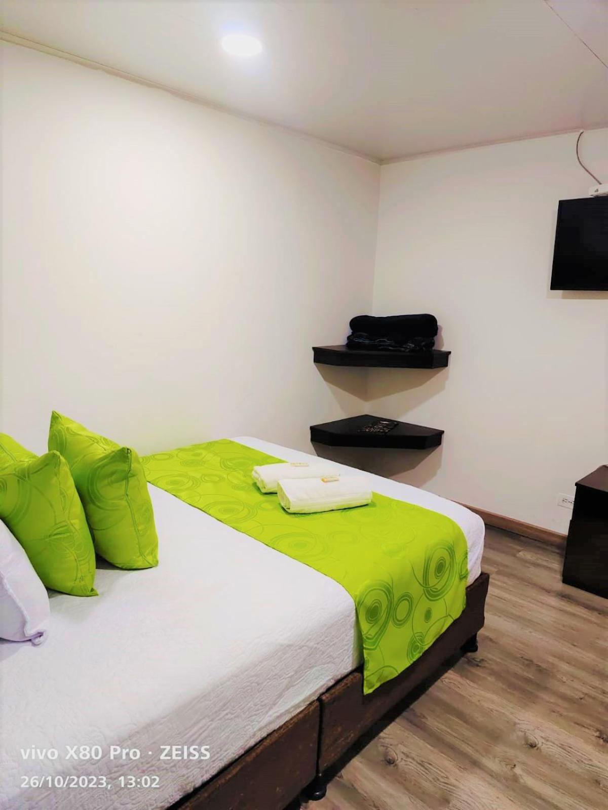 בוגוטה Hotel Kristal Ferial מראה חיצוני תמונה