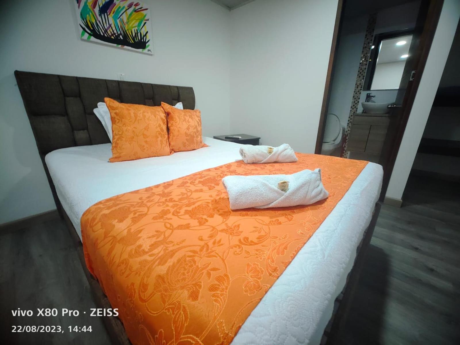 בוגוטה Hotel Kristal Ferial מראה חיצוני תמונה