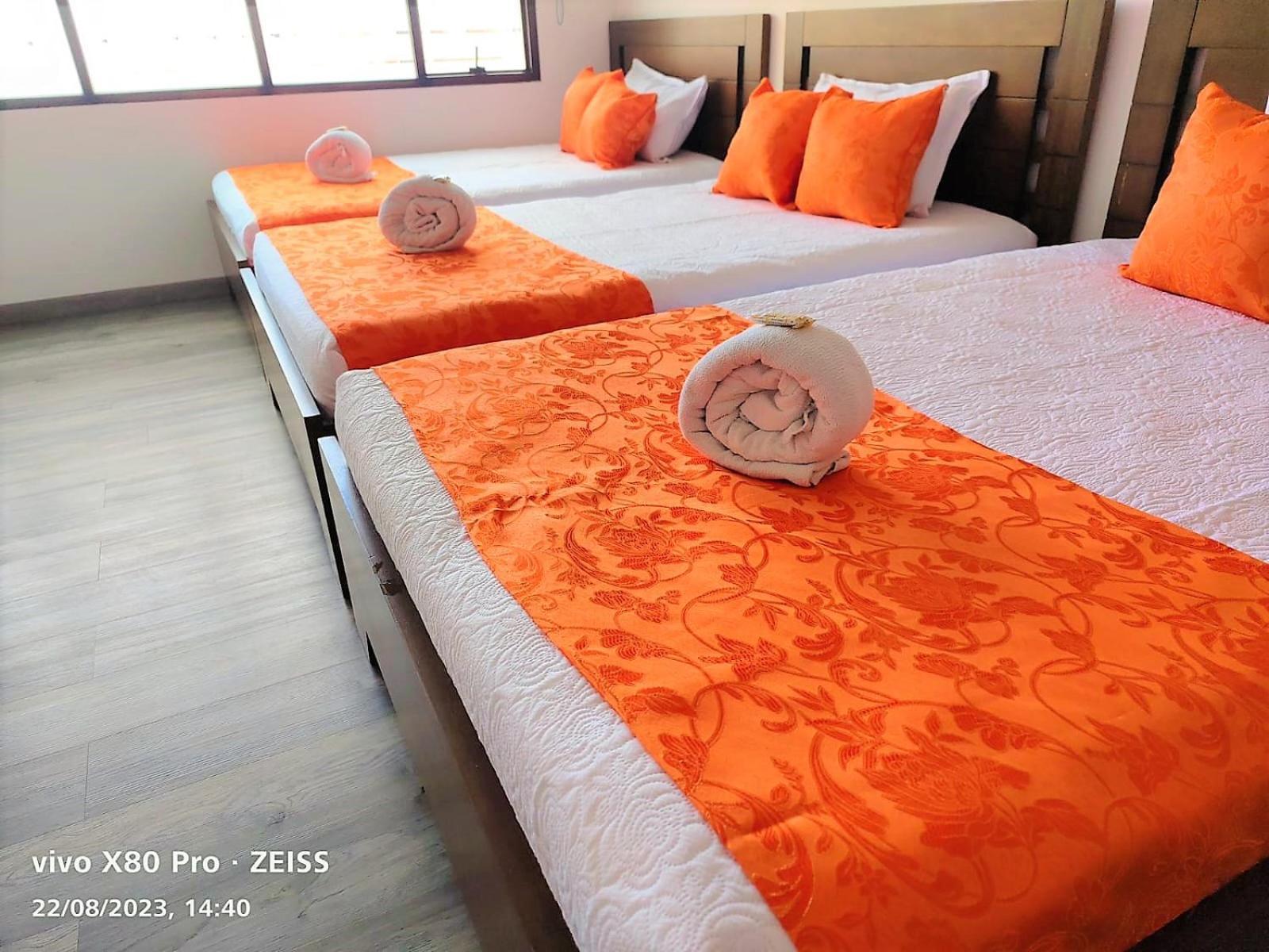 בוגוטה Hotel Kristal Ferial מראה חיצוני תמונה