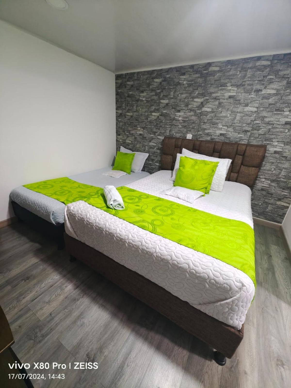 בוגוטה Hotel Kristal Ferial מראה חיצוני תמונה