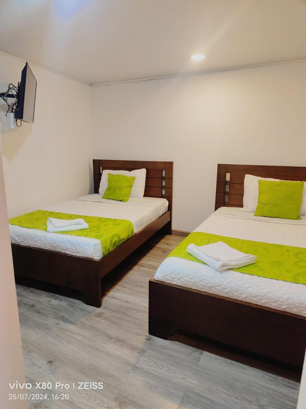בוגוטה Hotel Kristal Ferial מראה חיצוני תמונה